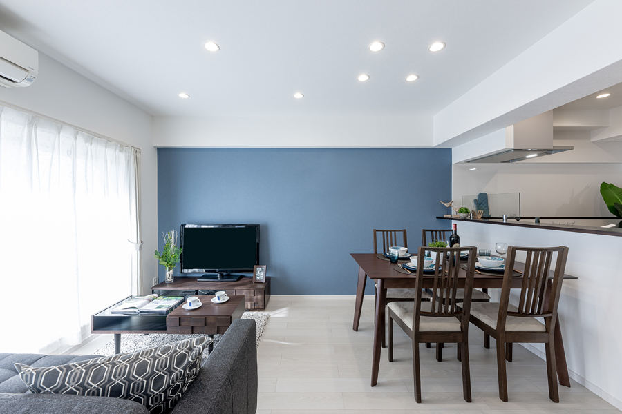 光と風を取り込む!開放感あふれるリビングで叶えるリラックス空間