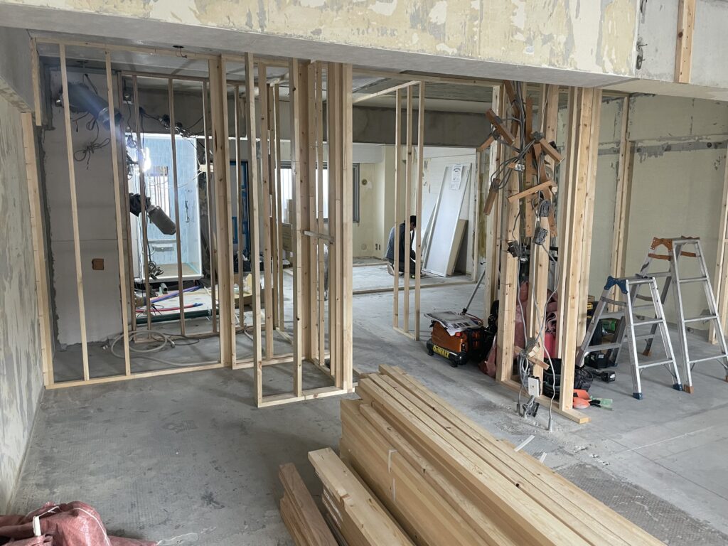 工事期間はどれくらい?進行スケジュールのリアル -家族の暮らしを止めないために知っておきたいこと-